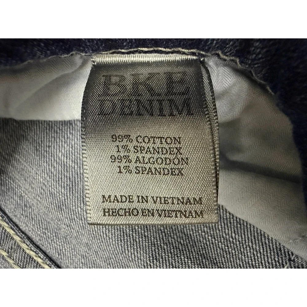 BKE Buckle Jeans Mens 36R Derek Bootleg Medium Wash Denim Western Denim